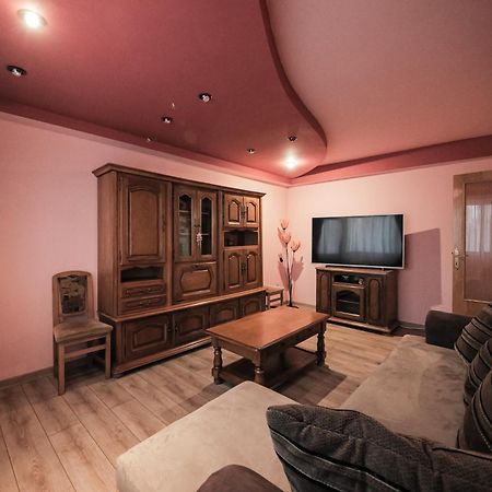 Luxury Ultracentral Curtea De Arges Exterior photo