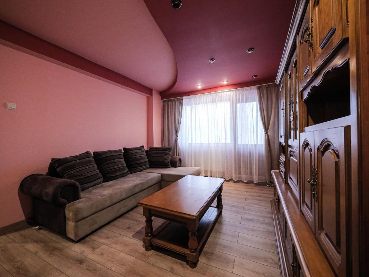 Luxury Ultracentral Curtea De Arges Exterior photo