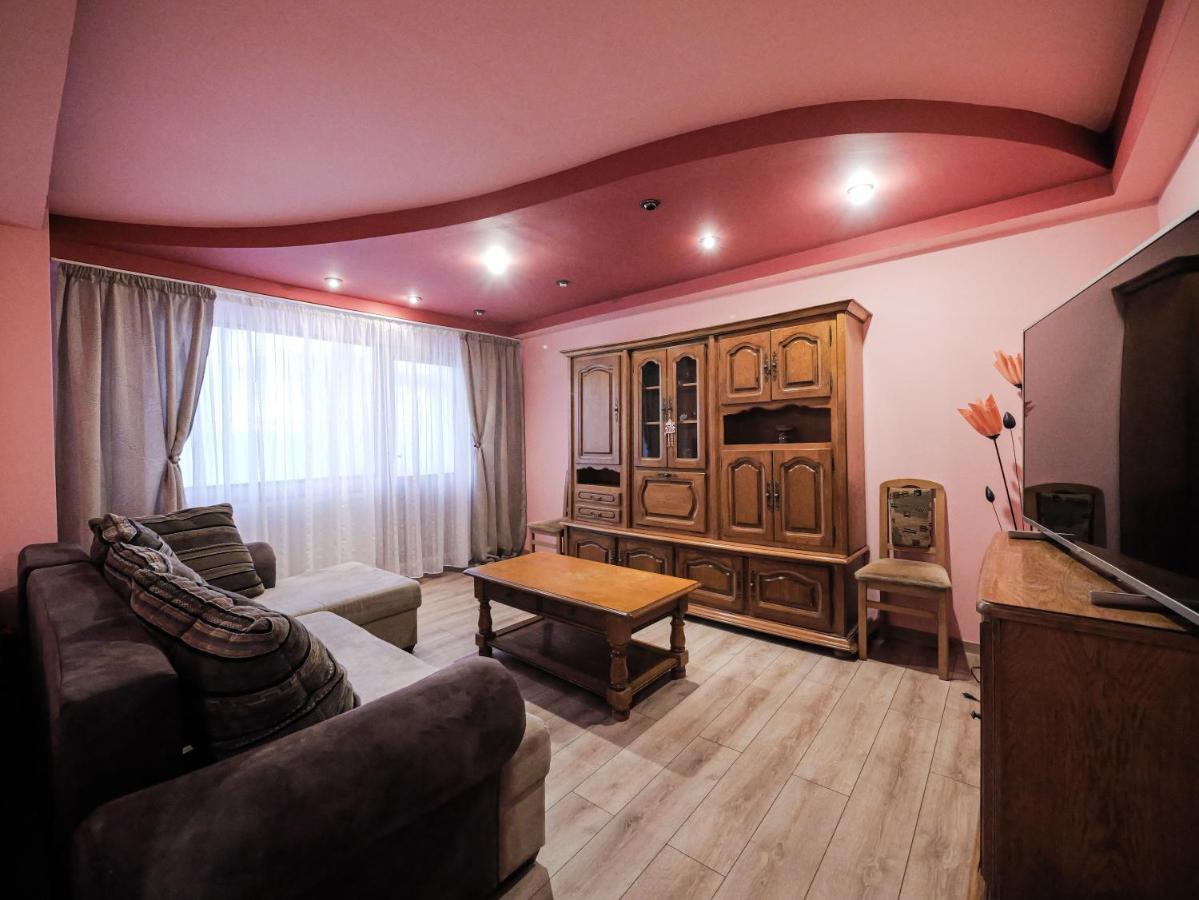Luxury Ultracentral Curtea De Arges Exterior photo